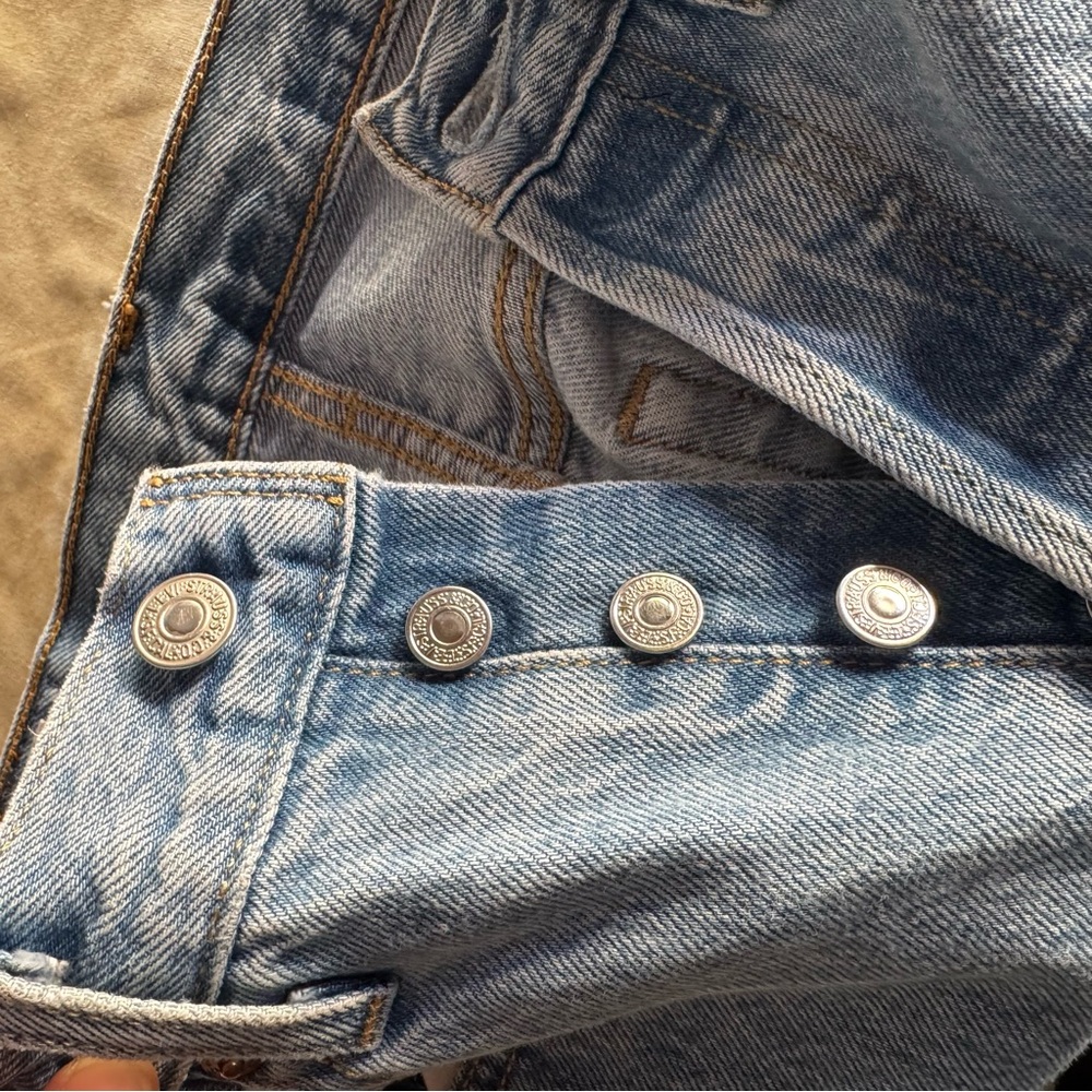 Levi’s 501 Premium Straight Leg Jeans | Button Fly | Medium Wash - Picture 3 of 13